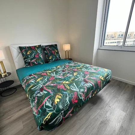 Se Cathedral Roof House