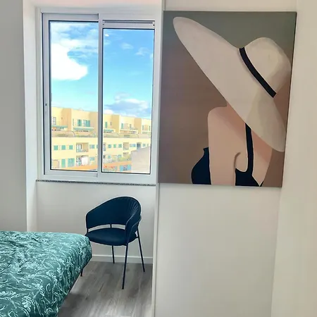 Se Cathedral Roof House アパート