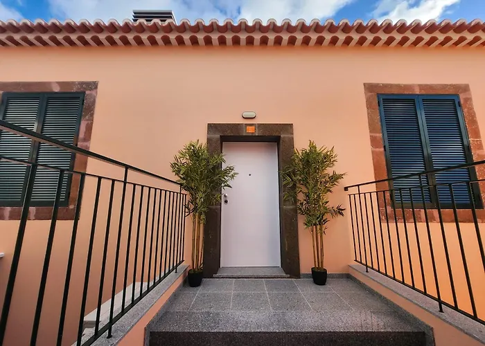 Sé Cathedral Roof House Appartamento *