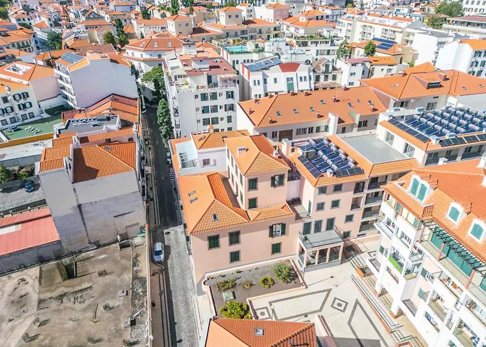 Se Cathedral Rooftop, A In Madeira * Funchal (Madeira)