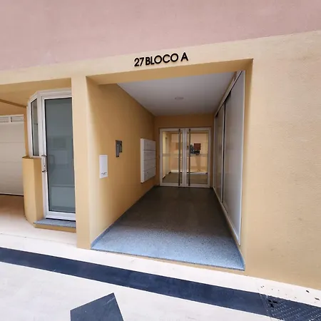 Se Cathedral Roof House 아파트 *